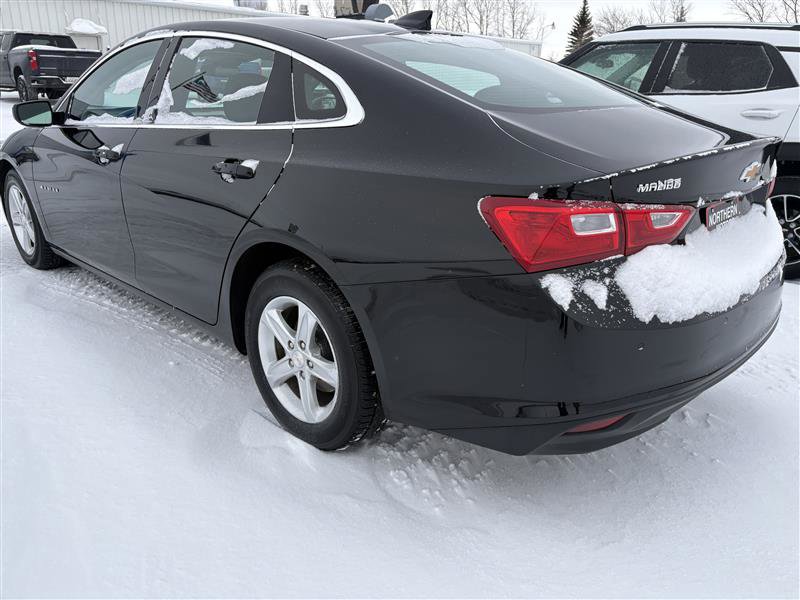 Used 2024 Chevrolet Malibu LT image 4
