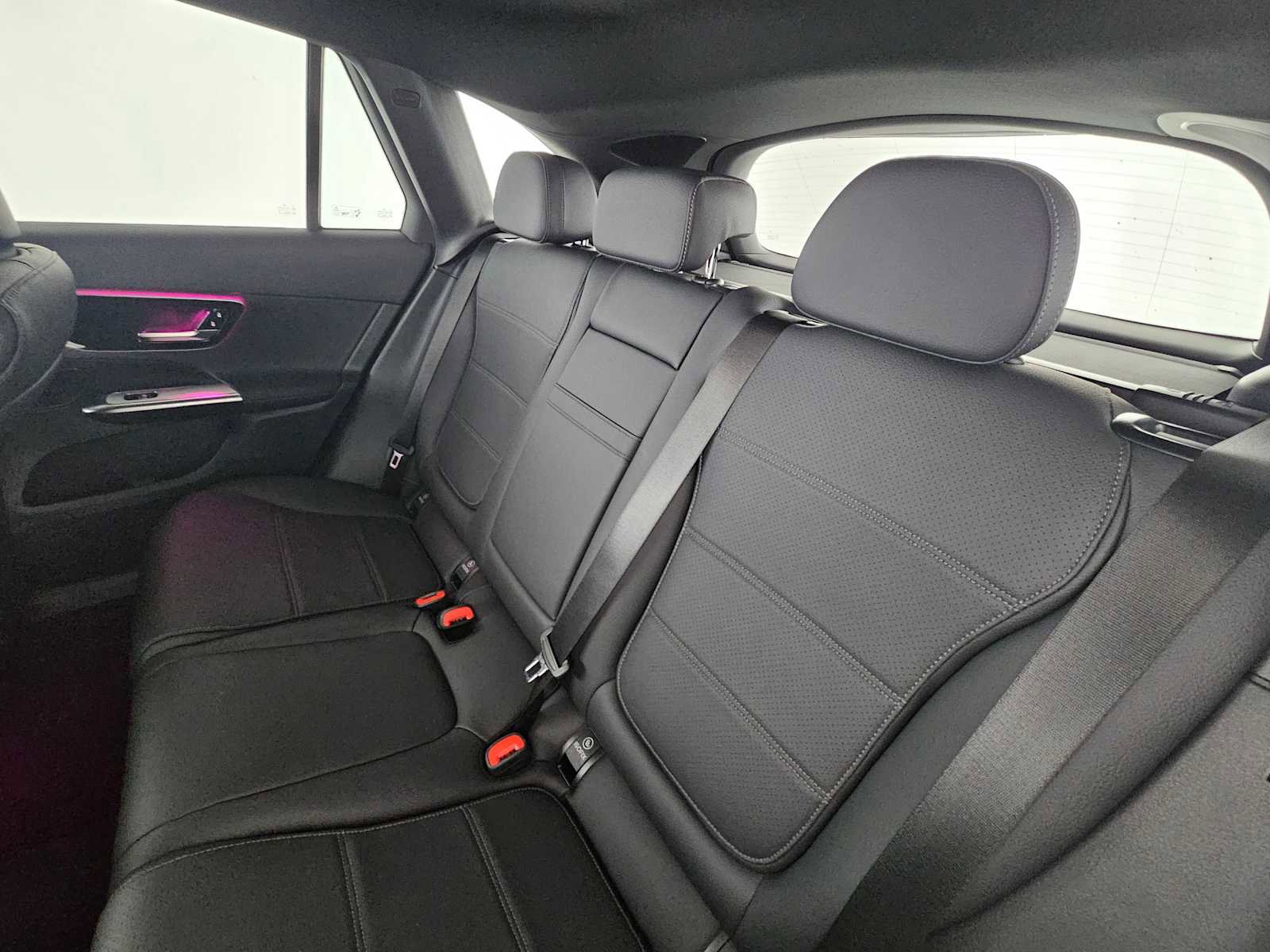 Used 2026 Mercedes-Benz GLC 300 image 17