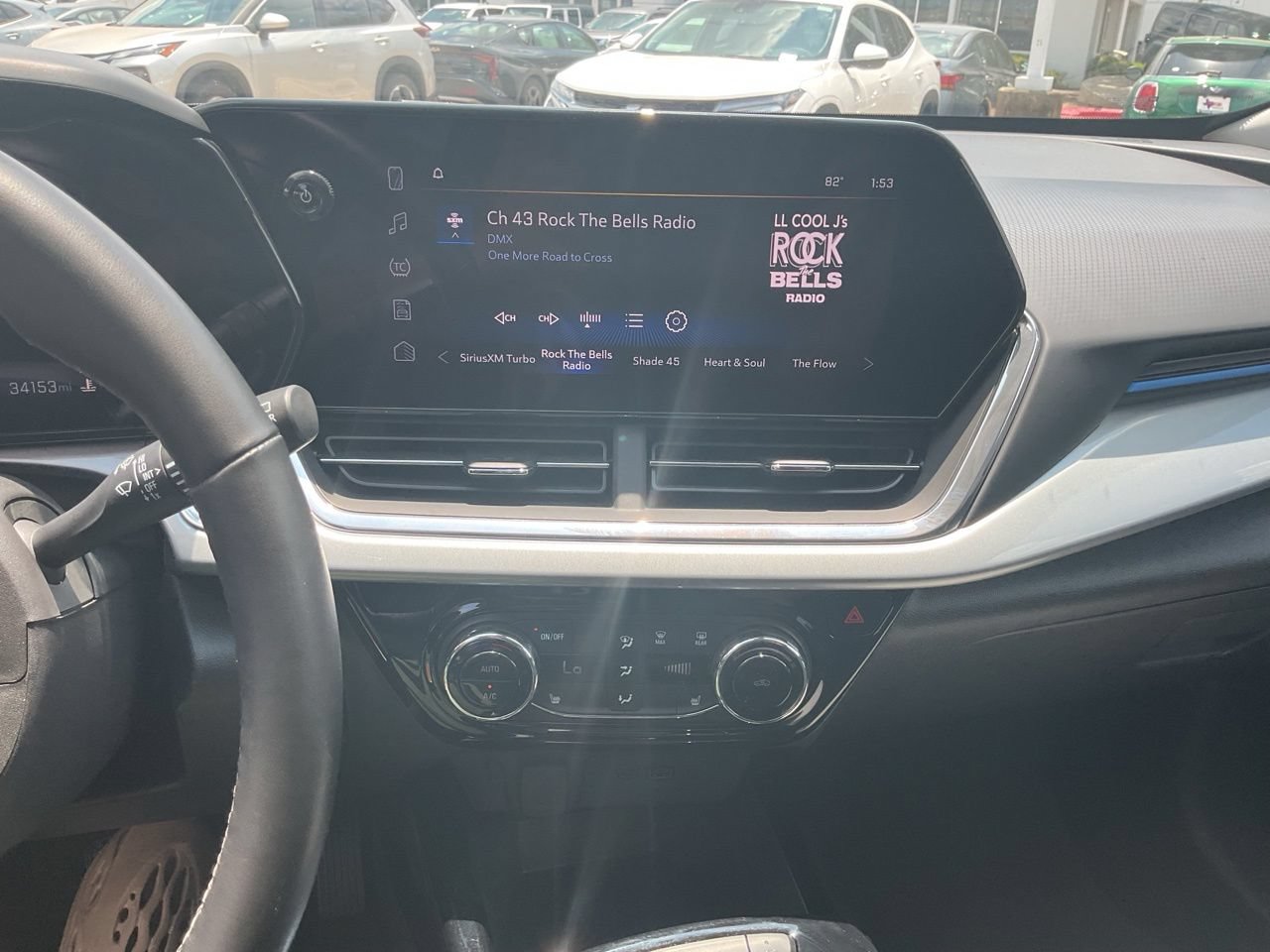 Used 2025 Chevrolet Trax LT FWD image 20