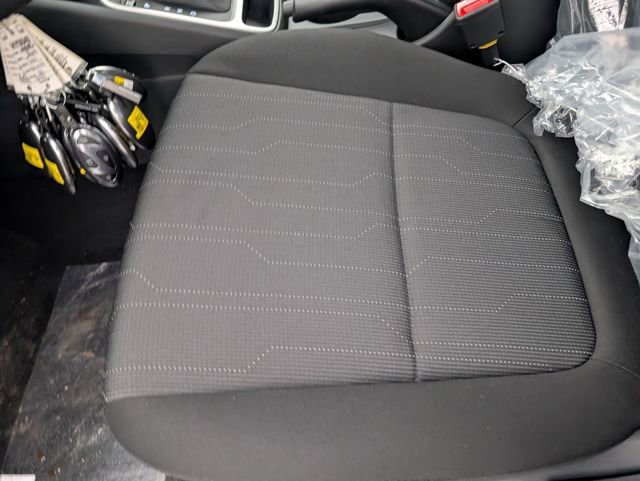 New 2026 Hyundai Venue SE image 24