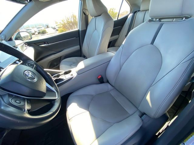 Used 2021 Toyota Camry XLE image 17