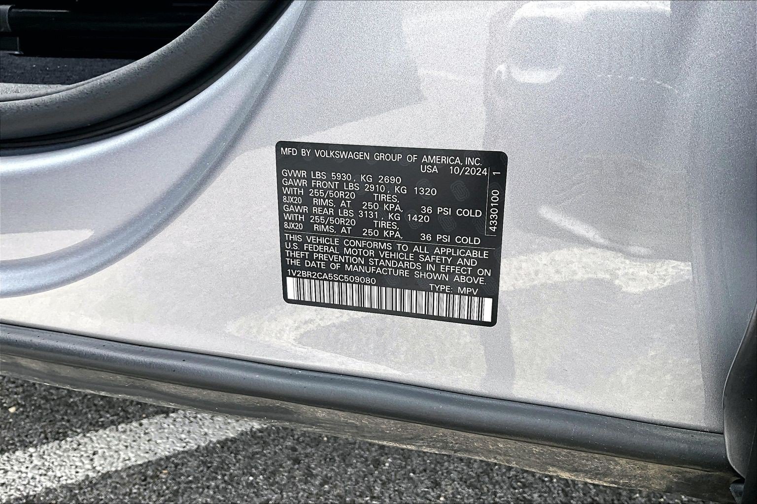 Used 2025 Volkswagen Atlas SEL AWD/4WD image 19