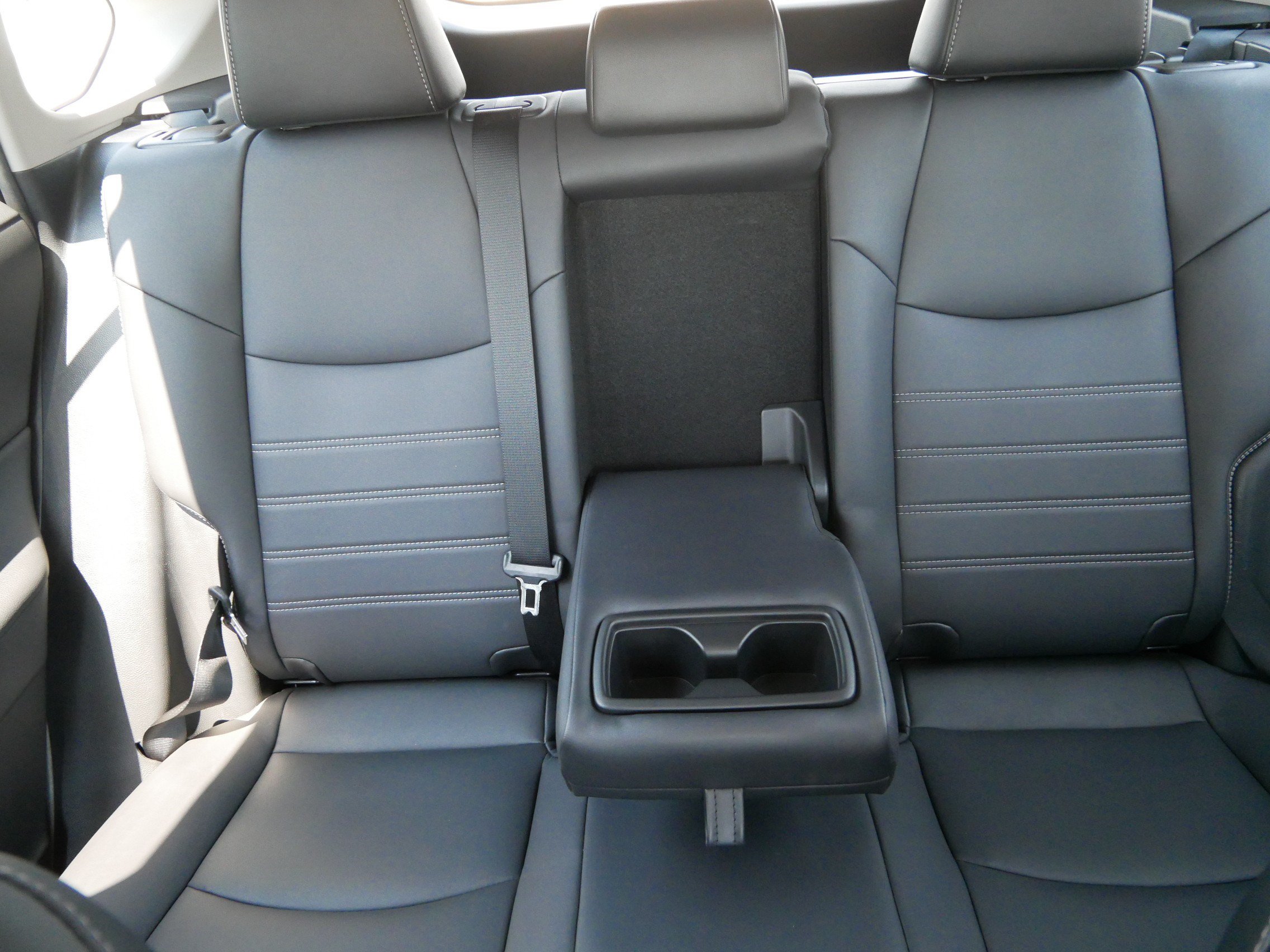 Used 2021 Toyota RAV4 XLE Premium AWD/4WD image 13