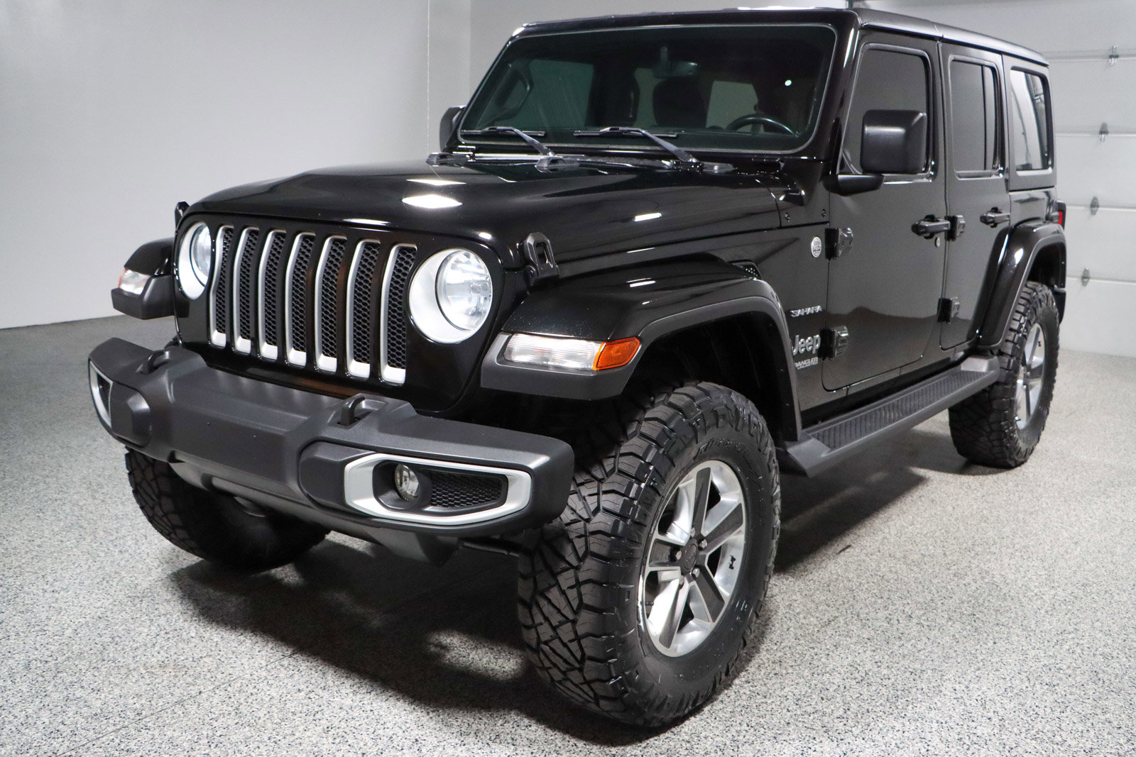 Used 2022 Jeep Wrangler Unlimited Sahara image 31