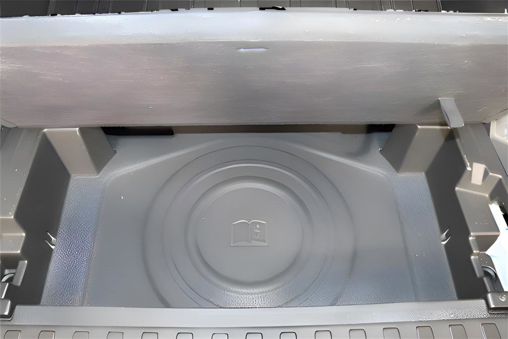 Used 2024 GMC Terrain AT4 w/ Tech Package image 42