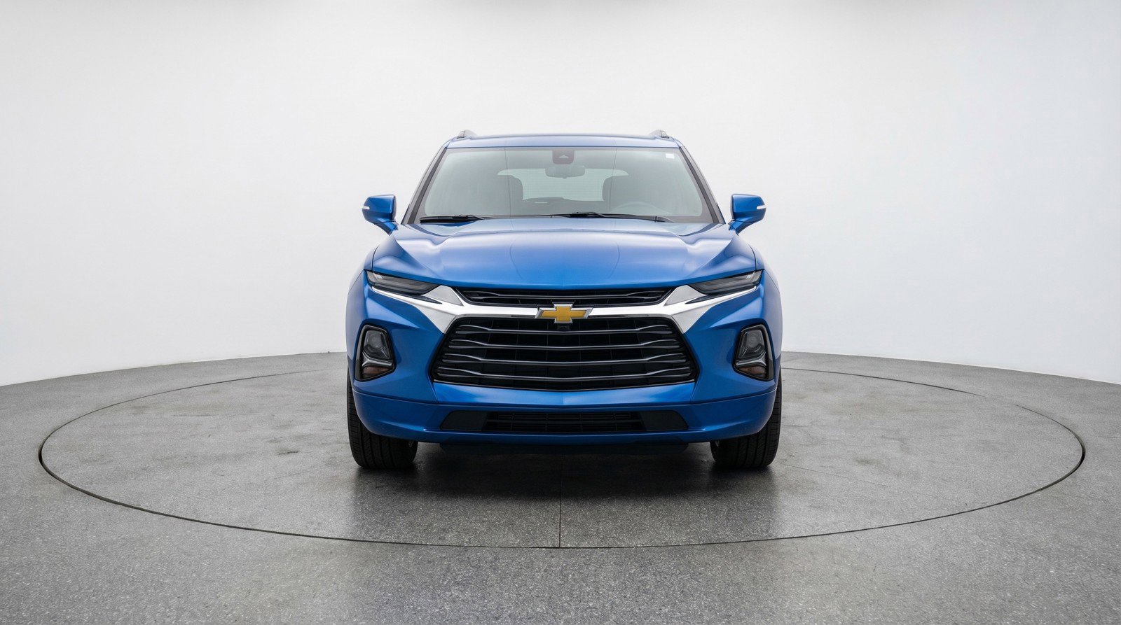 Used 2025 Chevrolet Blazer LT image 2