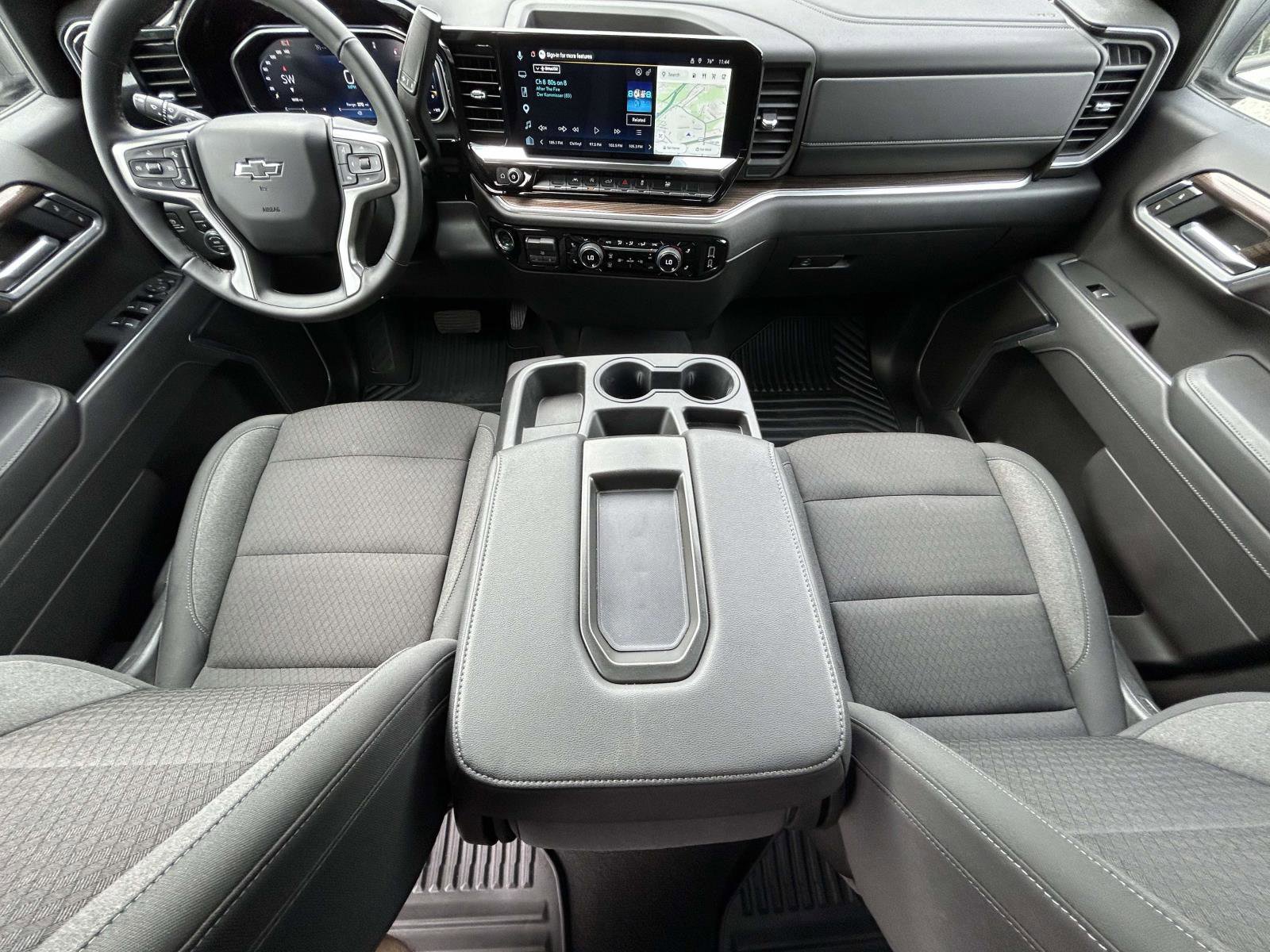 Used 2026 Chevrolet Silverado 1500 RST AWD/4WD image 12