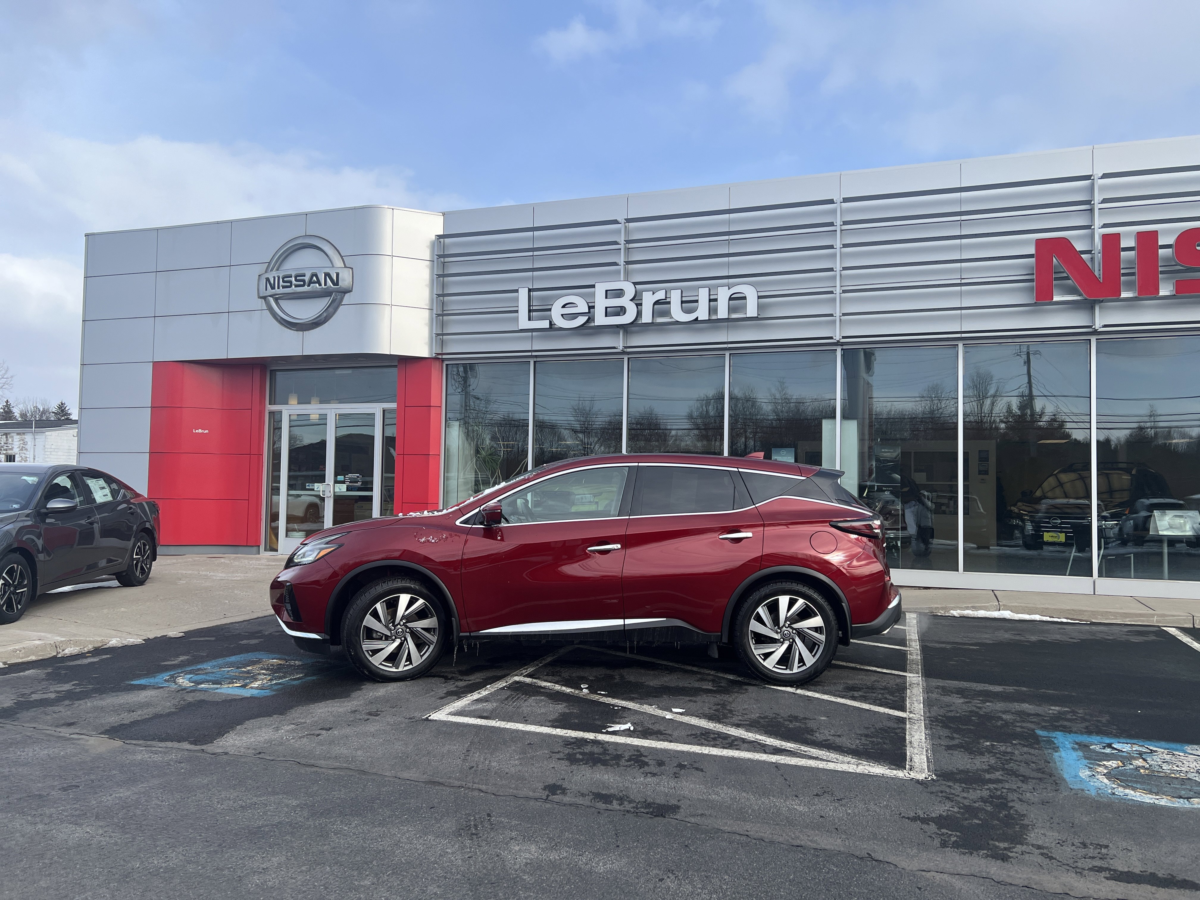 Used 2021 Nissan Murano SL w/ SL Moonroof Package AWD/4WD image 2