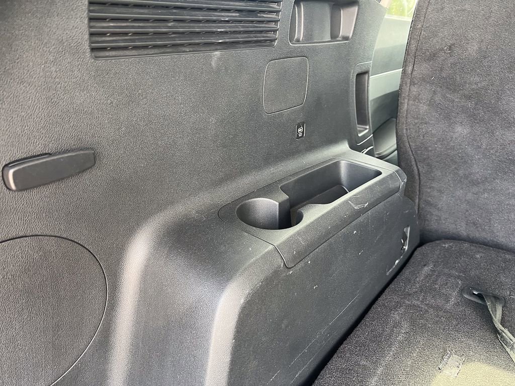 Used 2024 Kia Sorento S FWD image 7