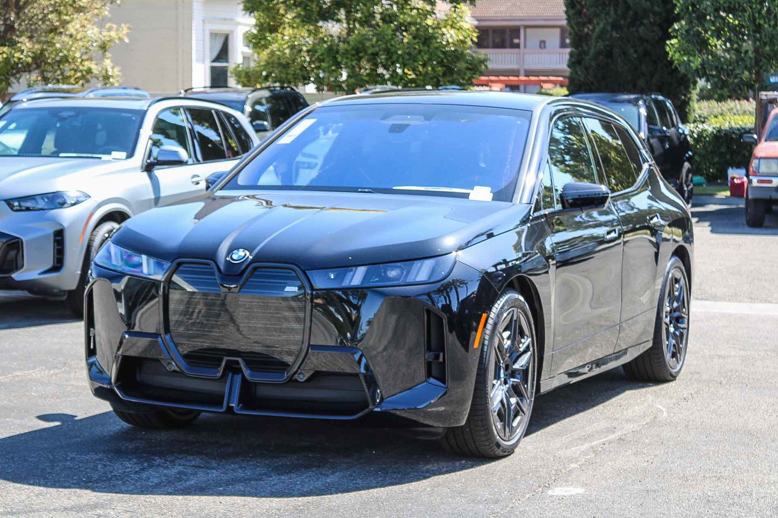 New 2026 BMW iX M70 image 3