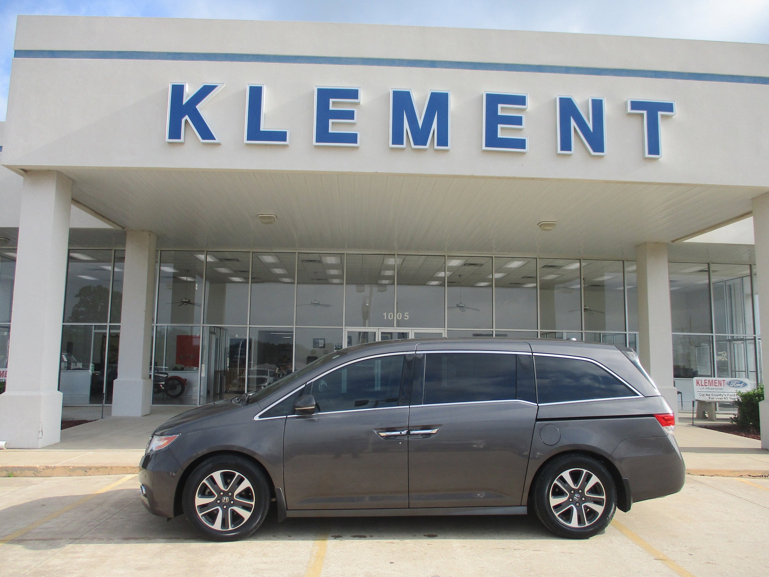 Used 2016 Honda Odyssey Touring Elite