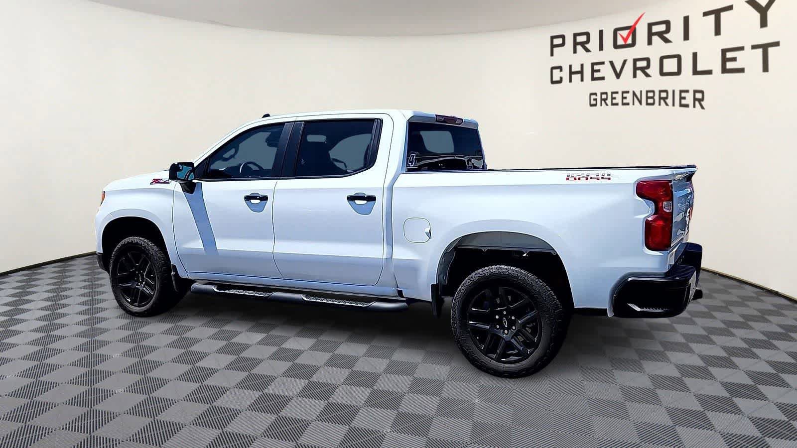 Used 2025 Chevrolet Silverado 1500 LT Trail Boss AWD/4WD image 6
