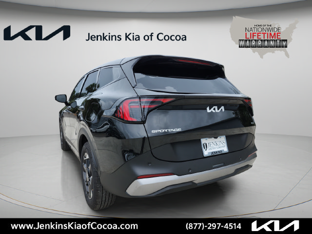New 2027 Kia Sportage S FWD image 7