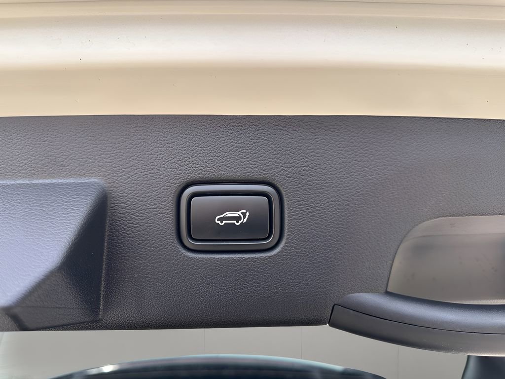 Used 2025 Kia Sportage X-Line Prestige image 32