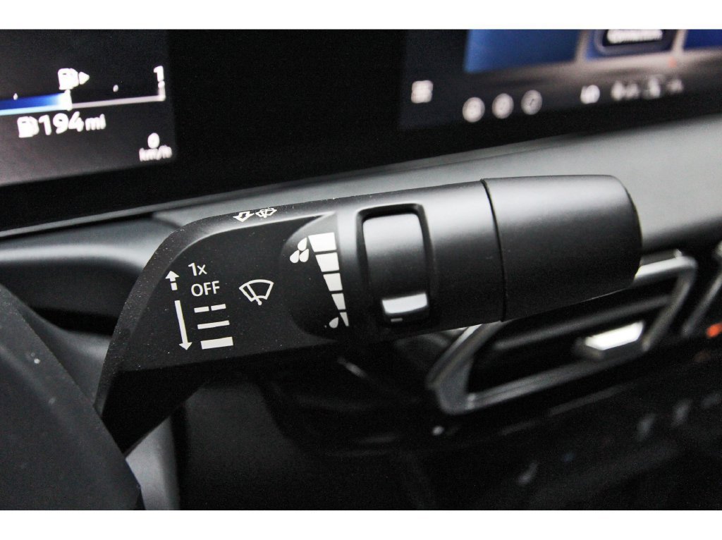 New 2026 Nissan Sentra SV w/ SV Convenience Package FWD image 16