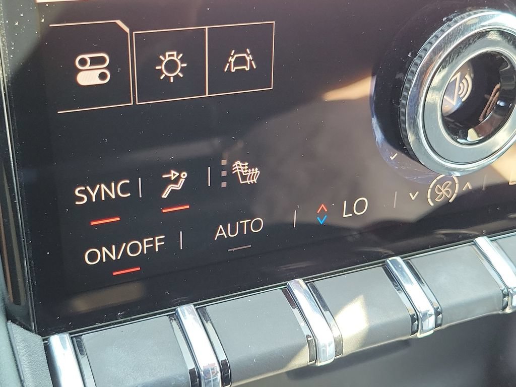 Used 2026 GMC Terrain AT4 AWD/4WD image 35