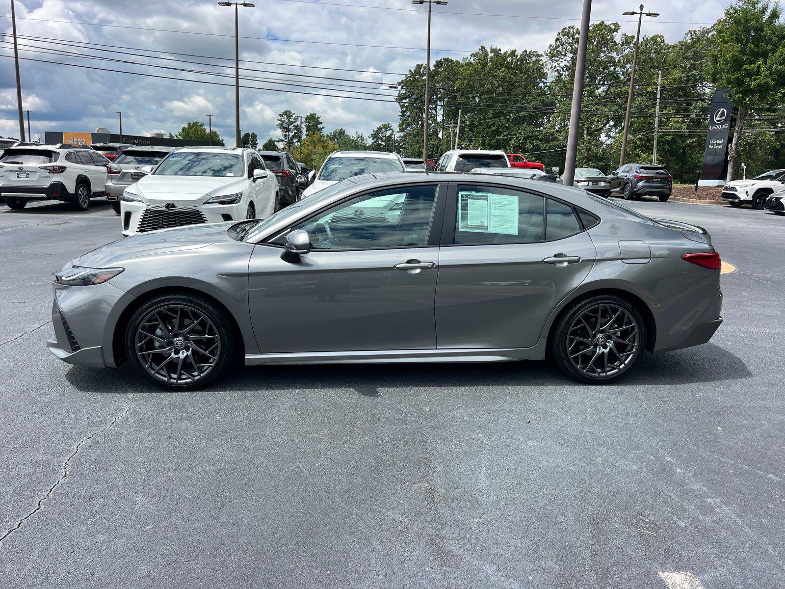 Used 2025 Toyota Camry XSE FWD image 8