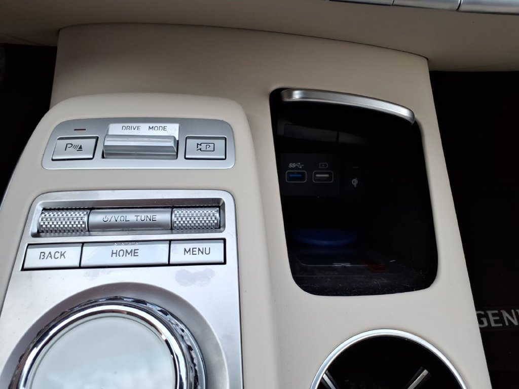 Used 2023 Genesis GV70 2.5T w/ Select Package AWD/4WD image 24