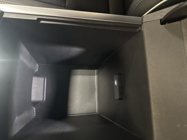 Used 2025 Buick Enclave Sport Touring w/ Power Package image 34