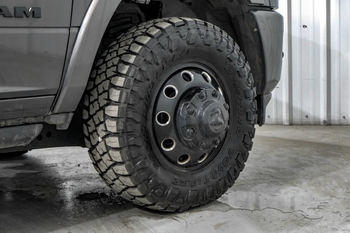 Used 2022 RAM 3500 Limited AWD/4WD image 64