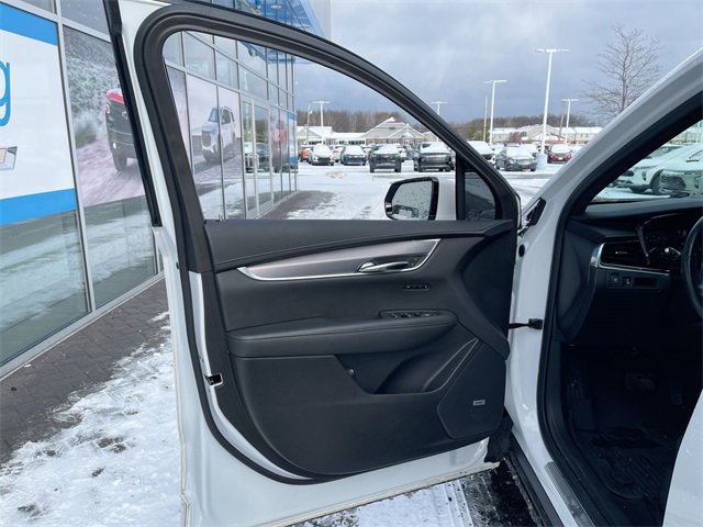 Certified 2024 Cadillac XT6 Luxury image 22