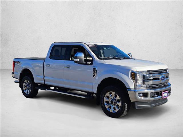 Used 2018 Ford F250 Lariat w/ Chrome Package image 3