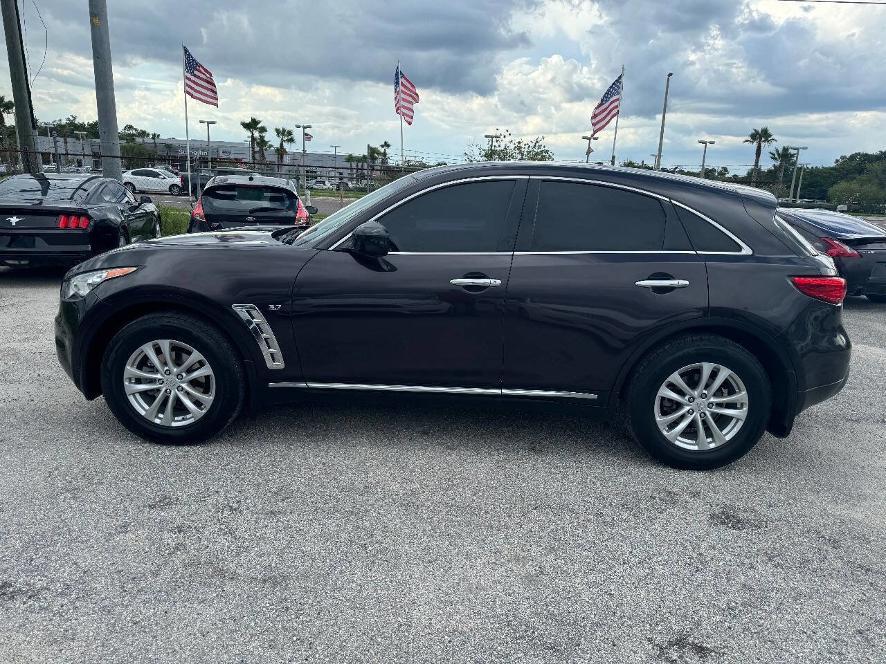 Used 2014 INFINITI QX70 Base 4dr SUV (3.7L V6) image 8
