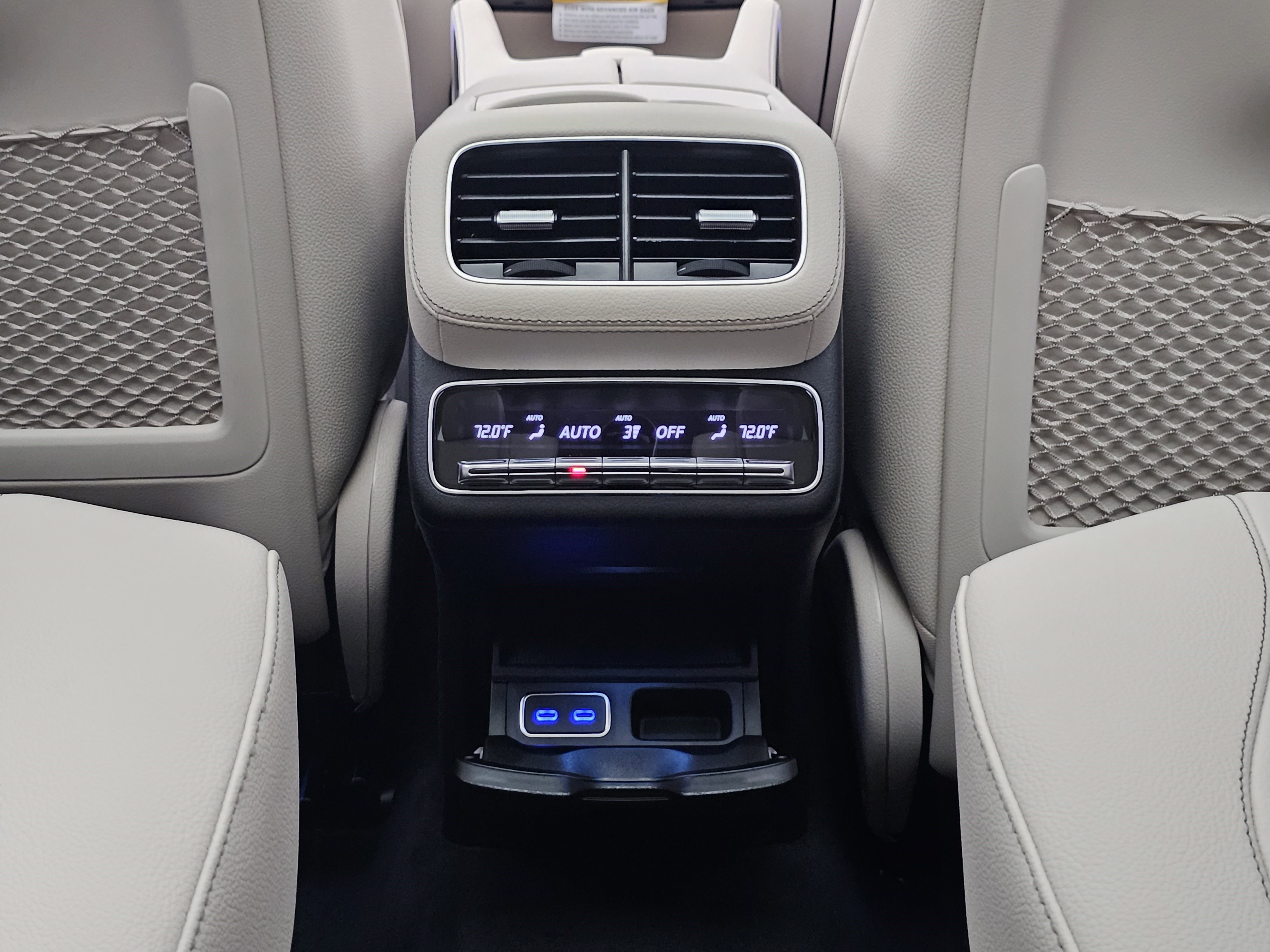 New 2026 Mercedes-Benz GLS 450 4MATIC image 25