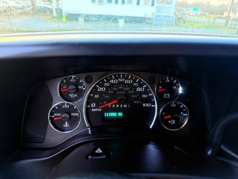 Used 2011 Chevrolet Express 2500 RWD image 14