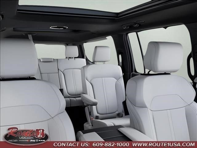 New 2026 Jeep Grand Wagoneer L Summit w/ Premium Group III AWD/4WD image 27