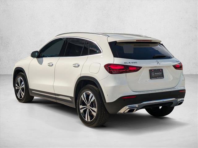 Certified 2025 Mercedes-Benz GLA 250 4MATIC w/ Exclusive Package image 7