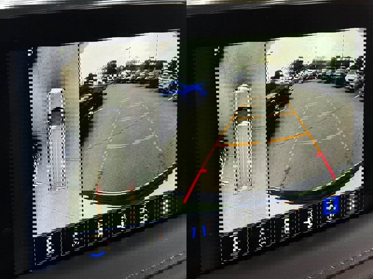 Certified 2022 Chevrolet Tahoe Z71 w/ Luxury Package image 17