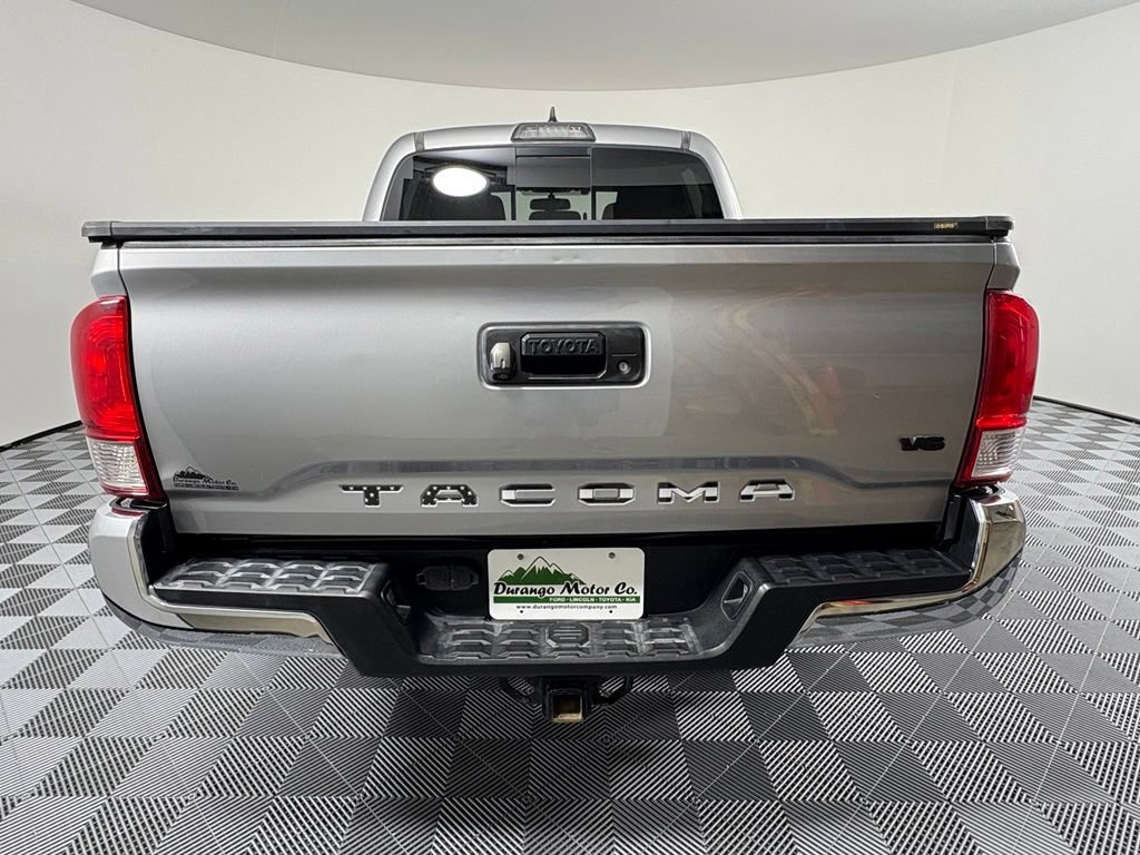 Used 2017 Toyota Tacoma TRD Off-Road w/ Tow Package (A/T) AWD/4WD image 9