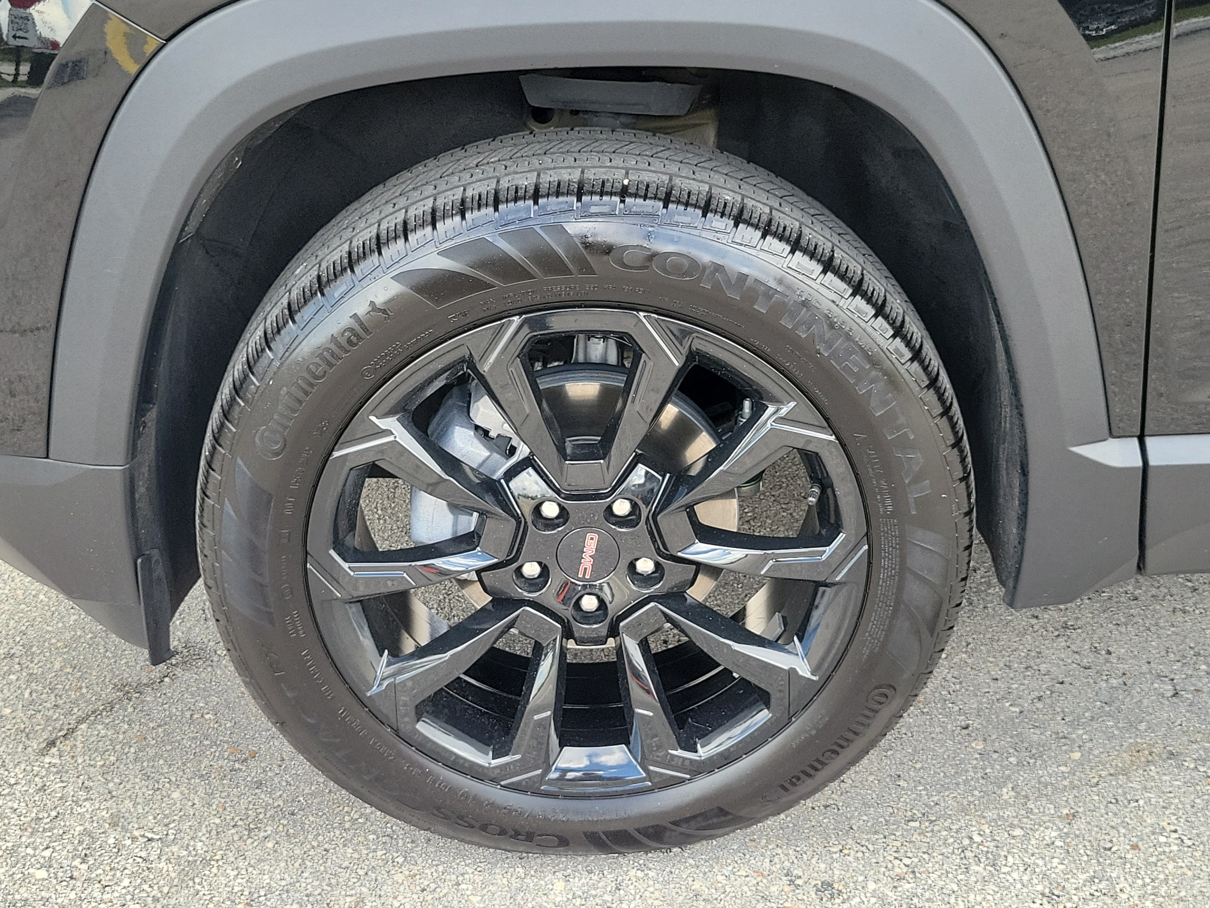 Used 2025 GMC Terrain Elevation w/ Black Edition AWD/4WD image 25