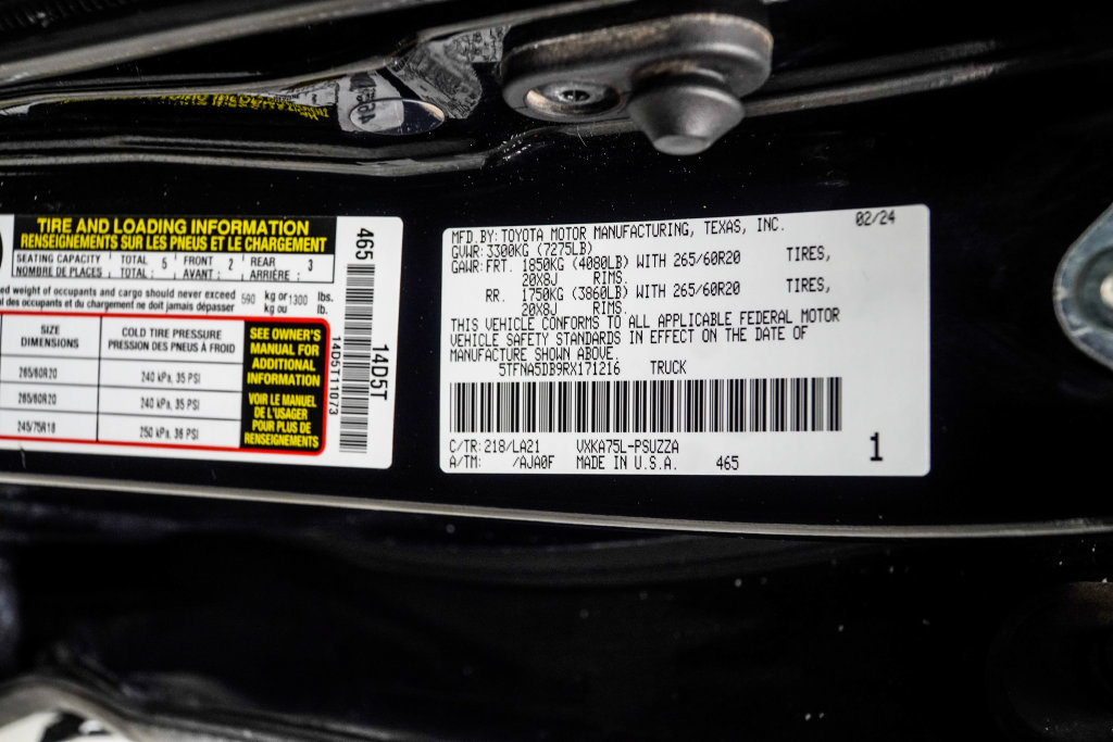 Used 2024 Toyota Tundra Platinum AWD/4WD image 45