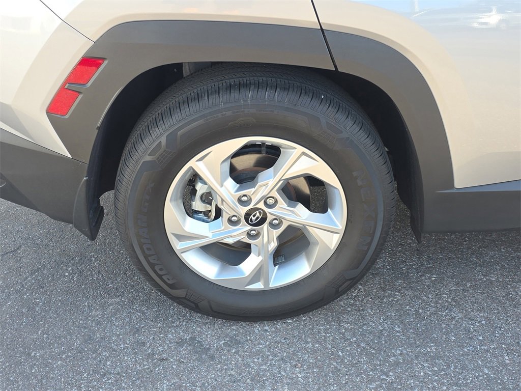 Used 2023 Hyundai Tucson SEL image 6