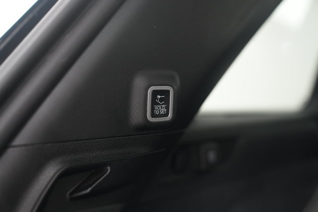 Used 2023 Jeep Grand Cherokee Summit AWD/4WD image 20