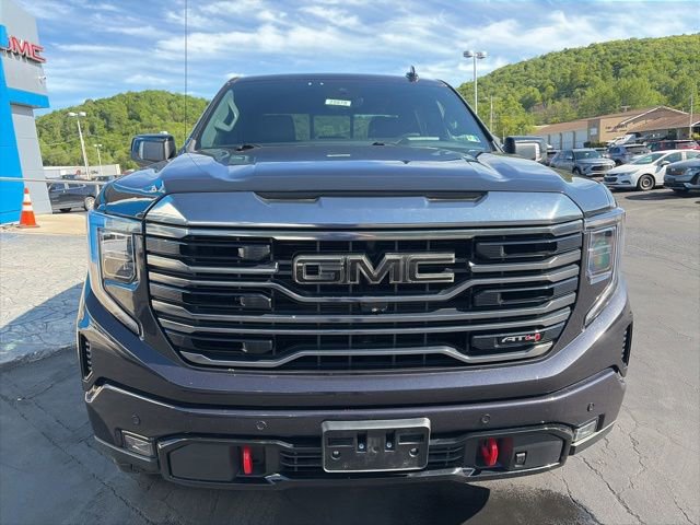 Used 2023 GMC Sierra 1500 AT4 w/ AT4 Premium Package AWD/4WD image 2