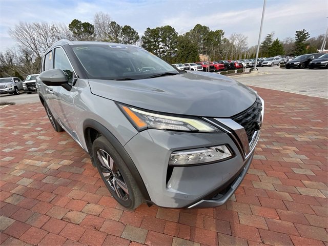 Used 2023 Nissan Rogue SL w/ SL Premium Package image 21