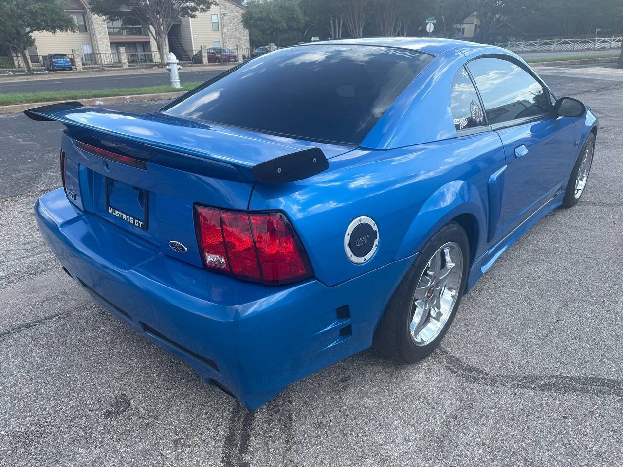 Used 2000 Ford Mustang GT RWD image 6