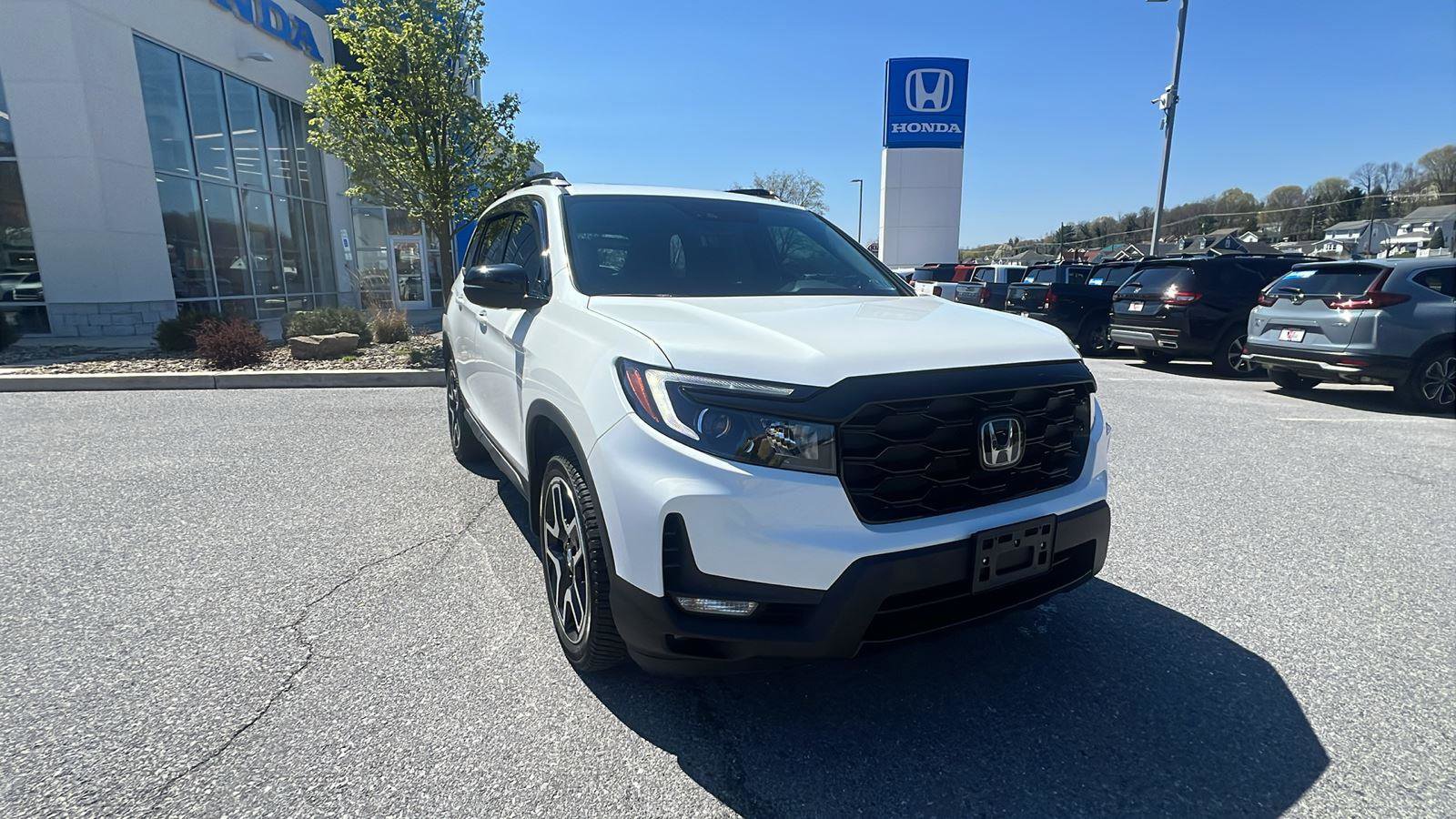 Used 2022 Honda Passport Elite image 2