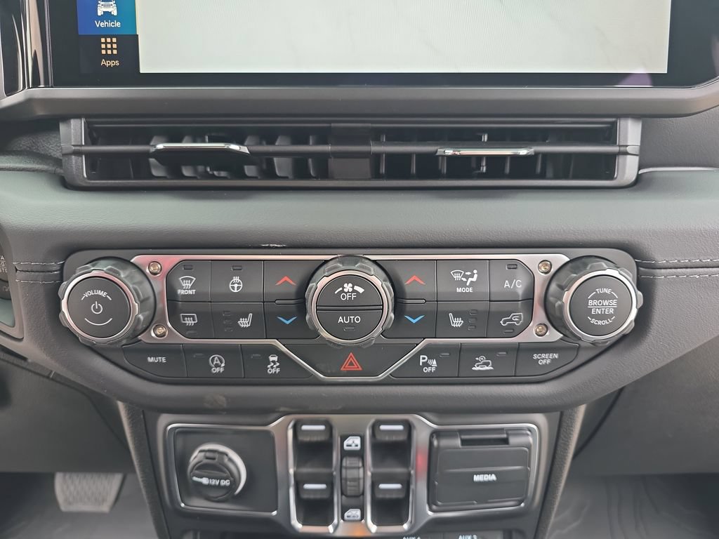 New 2026 Jeep Gladiator Sport AWD/4WD image 20
