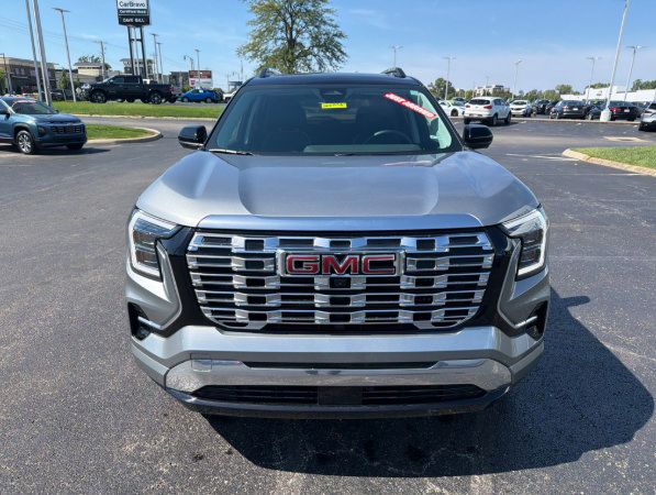 Used 2026 GMC Terrain Denali AWD/4WD image 3