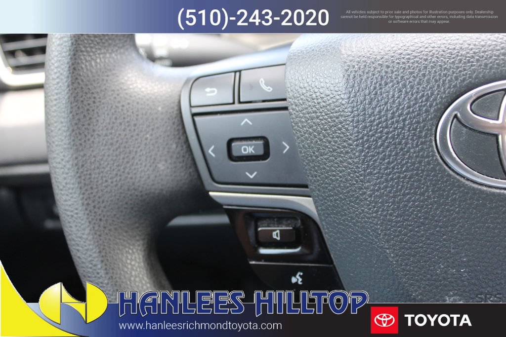 Used 2025 Toyota Camry LE FWD image 24