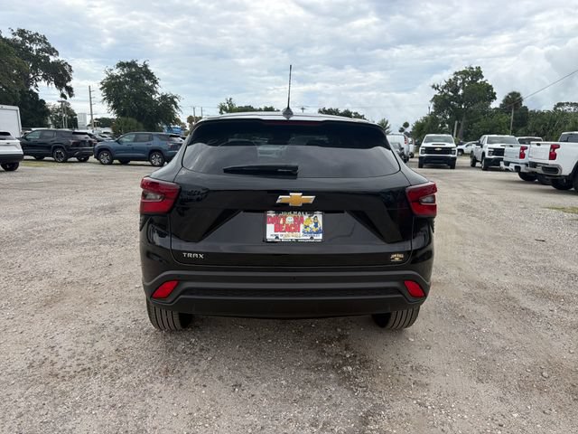 New 2026 Chevrolet Trax LS w/ LS Convenience Package FWD image 11