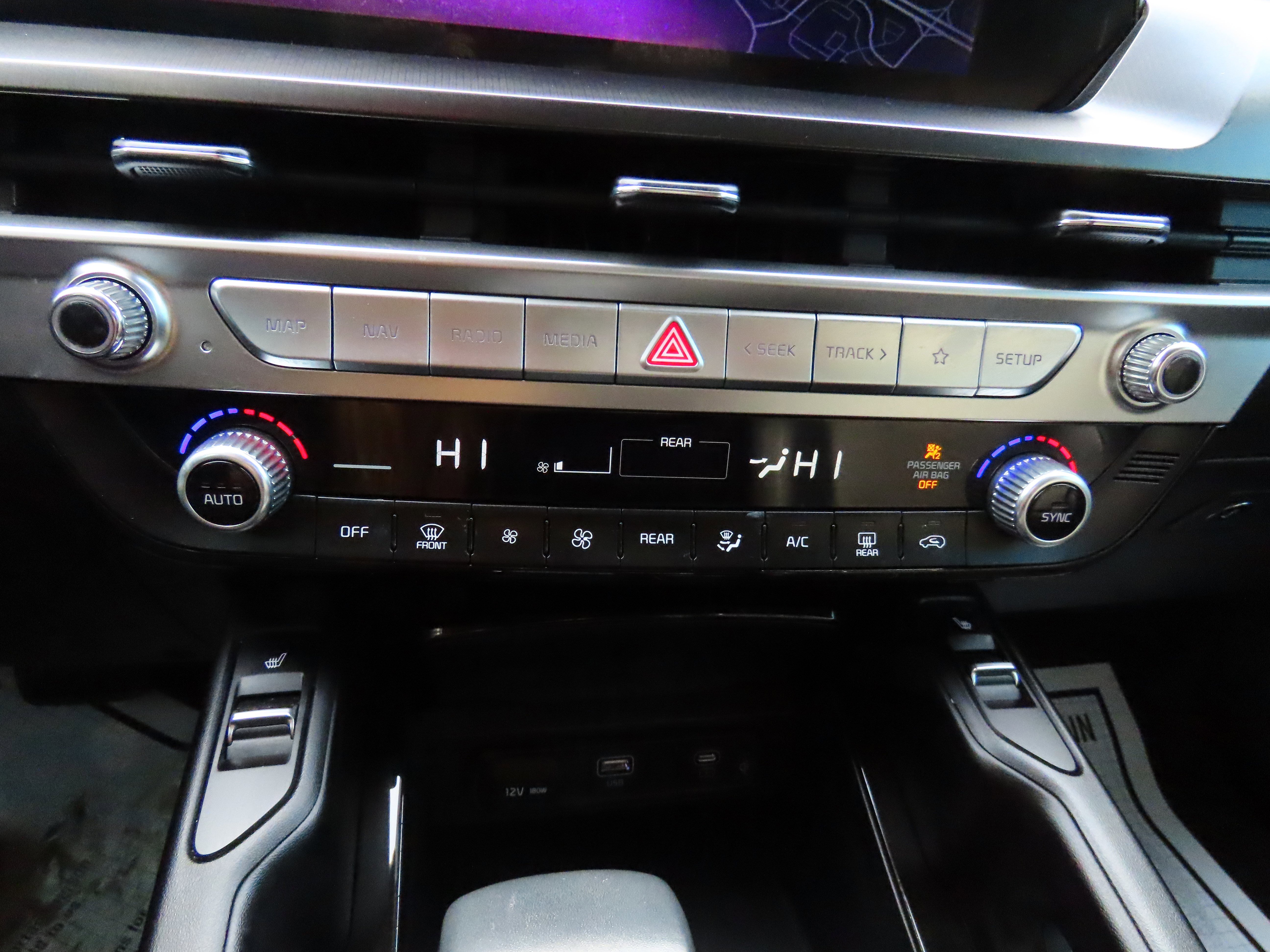 Used 2024 Kia Telluride S w/ S Sunroof Package image 25