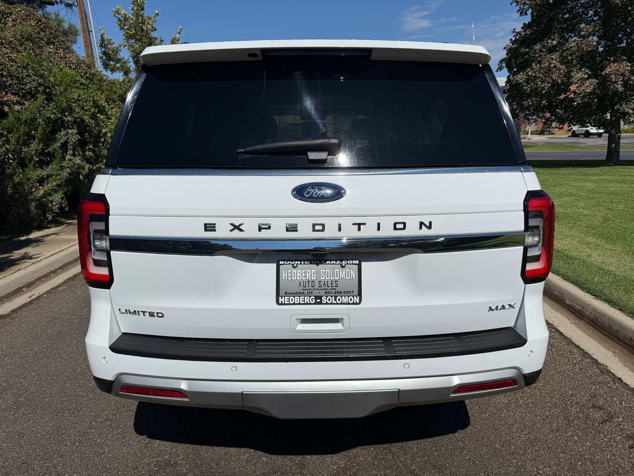 Used 2022 Ford Expedition Max Limited image 6