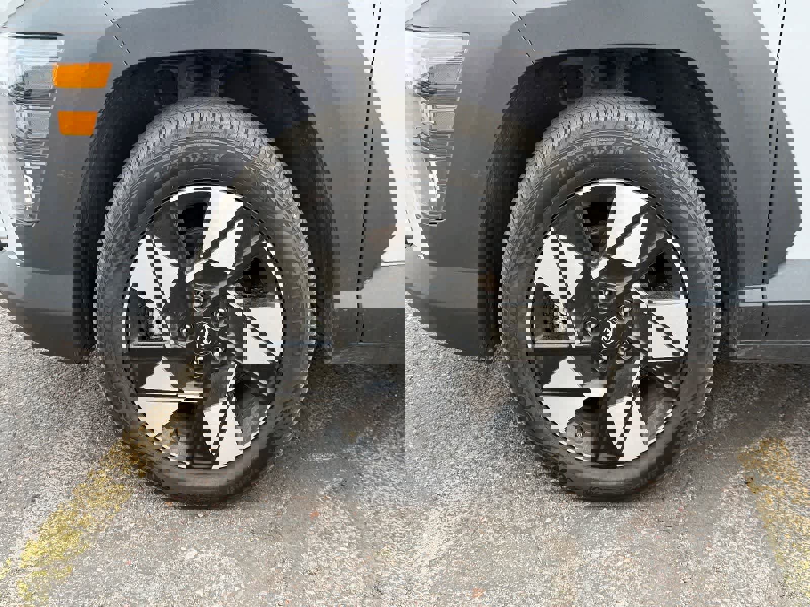 Used 2024 Hyundai Kona SEL image 6