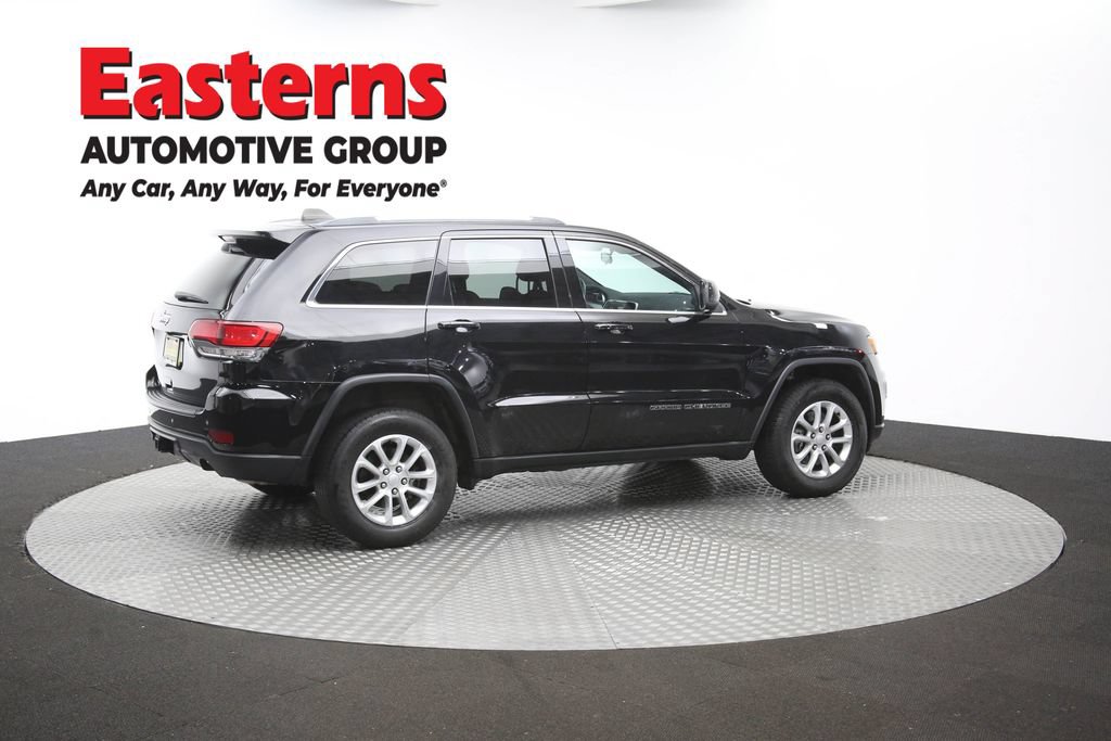 Used 2021 Jeep Grand Cherokee Laredo AWD/4WD image 45