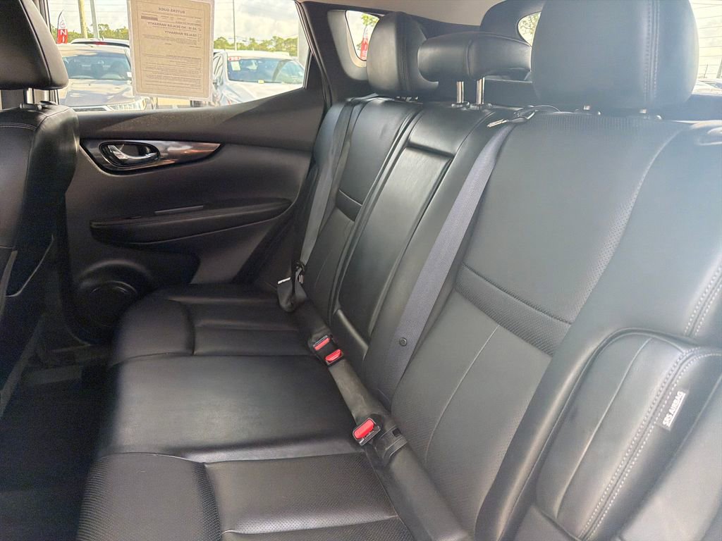 Used 2022 Nissan Rogue Sport SL w/ Premium Package AWD/4WD image 21